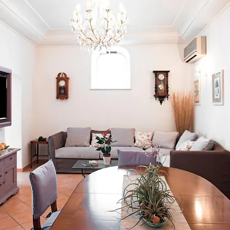 Βίλα Elegant In With Private Pool