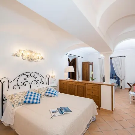 Villa Elegant In With Private Pool *