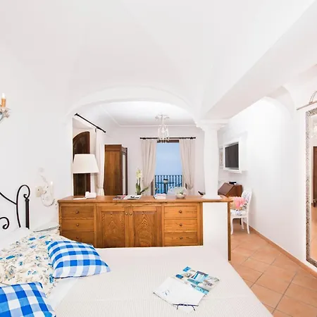 Elegant In With Private Pool 포지타노