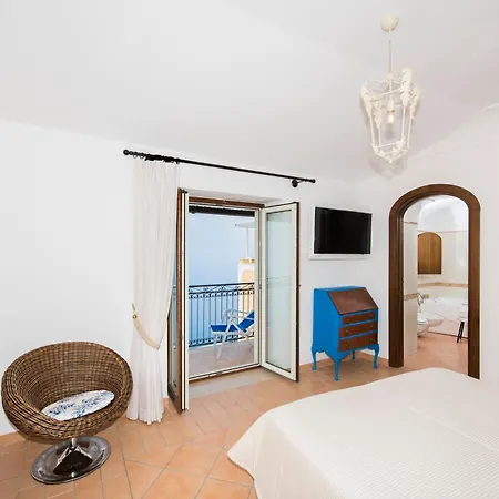 Elegant In With Private Pool