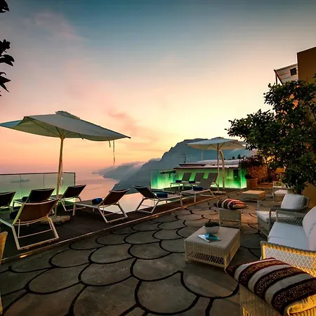 Elegant In With Private Pool Villa