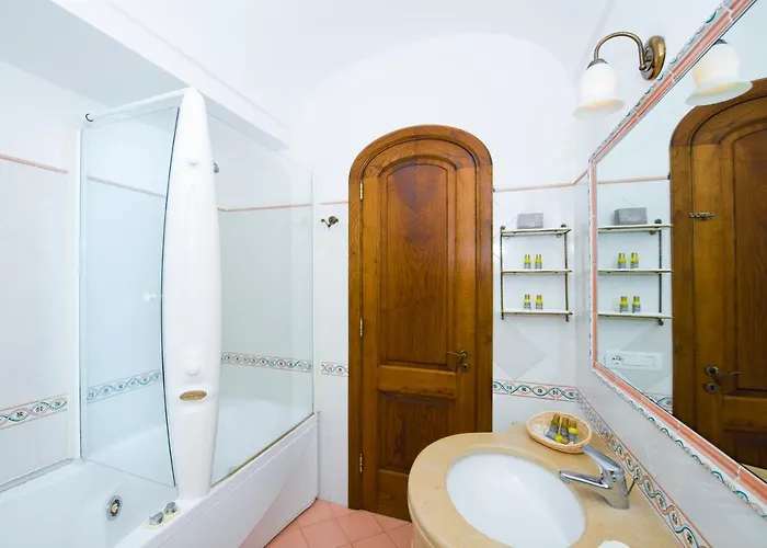 Elegant In With Private Pool Villa
