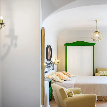 Elegant In With Private Pool Villa Positano